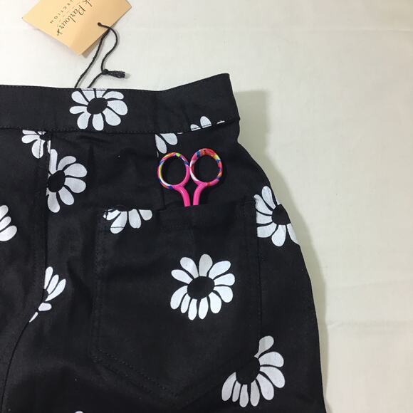 SMAK PARLOUR XS Black White Daisy Floral Into The Groove Flare Jeans NWT B81 - Picture 8 of 8